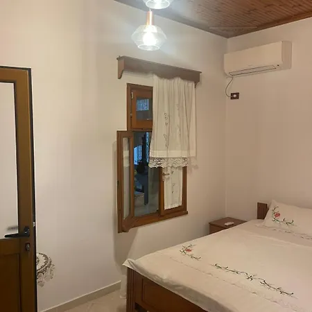 Klajd * Gjirokastër