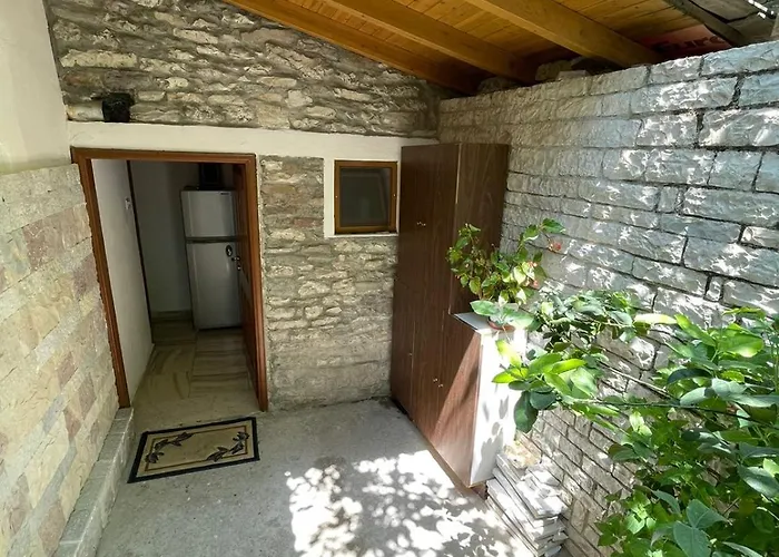 Klajd Appartamento Gjirokastër
