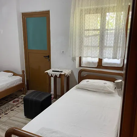 Klajd Daire Gjirokastër