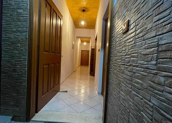 Apartment Klajd Gjirokastër